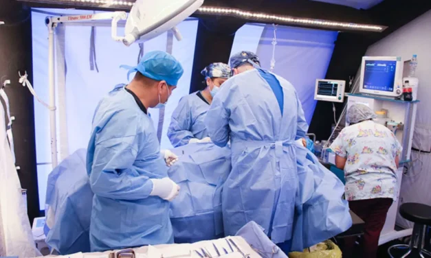 Bajaron gasto en salud, lo subieron en publicidad
