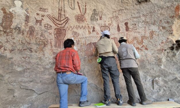 Realizan labores de conservación en la Cueva de las Monas