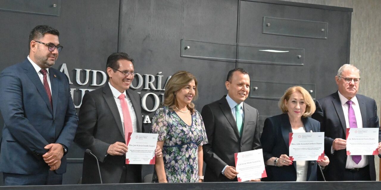 Realizan Foro «Retos de la Administración Pública»