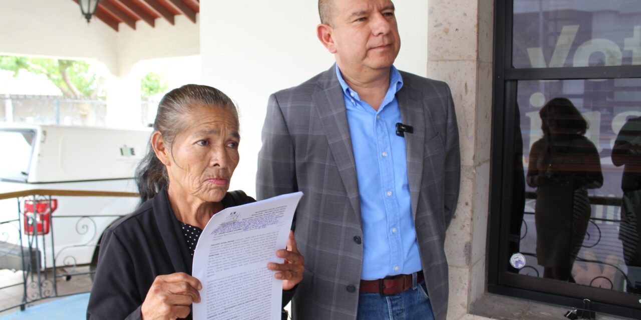 Denuncian a Salvador Villa, alcalde de Guerrero, por VPRG
