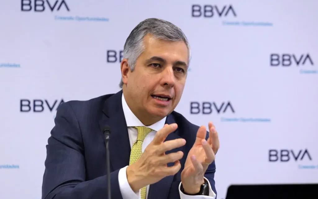 Llegarían menos de 2 mmdp en remesas por impuesto de EU
