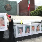 Familias en contra de Ley Espía: “Espiar no es buscar”