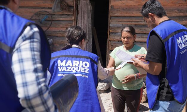 Lleva Mario Vázquez apoyos emergentes a familias de Bocoyna