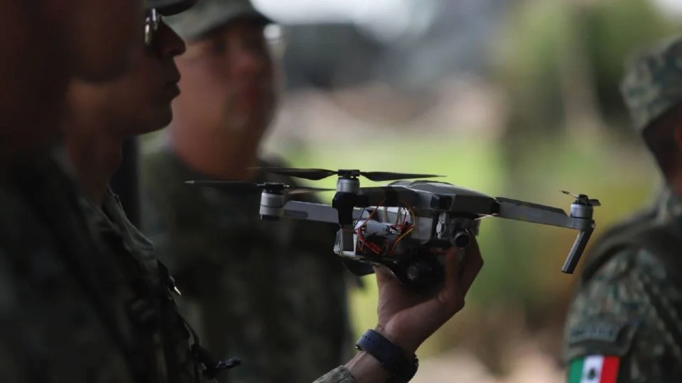 Atacan a la policía municipal de Uriangato con drones, informa Seguridad de Guanajuato