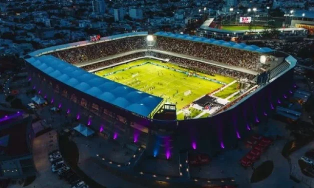 Amigos de Andy y Adán Augusto derrochan dinero público en estadio sin equipo
