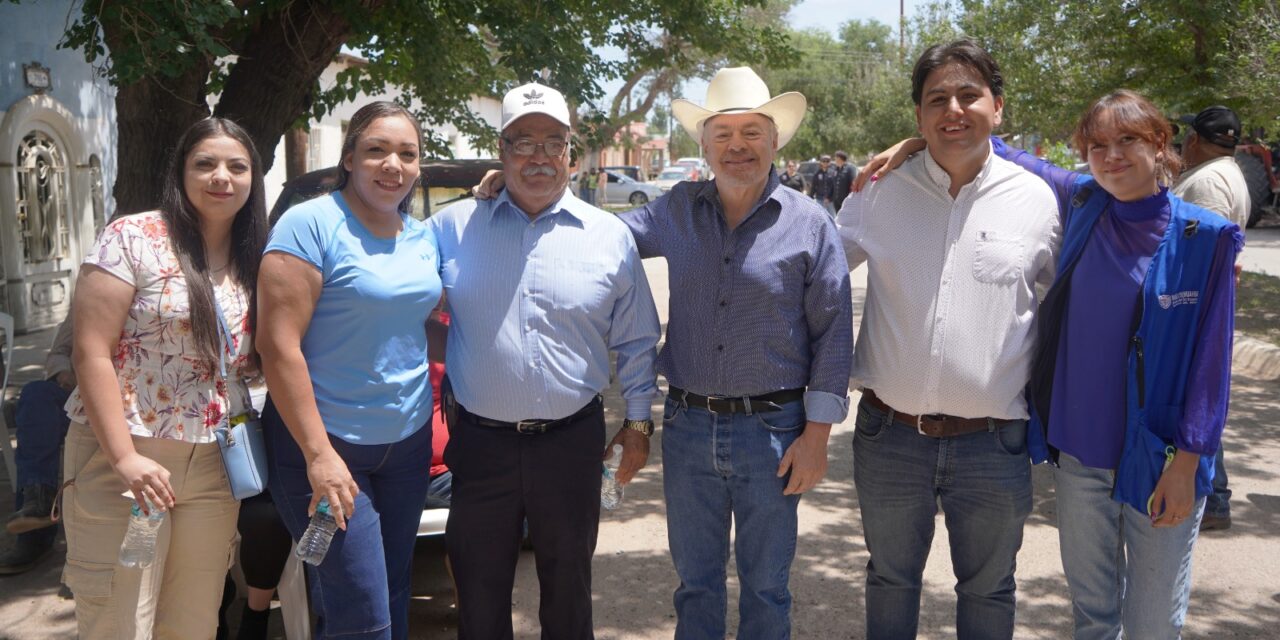 Entrega Senador Mario Vázquez cal en Guerrero