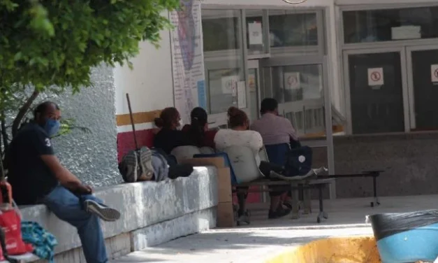 INEGI: con AMLO se duplicó la población sin servicios de salud