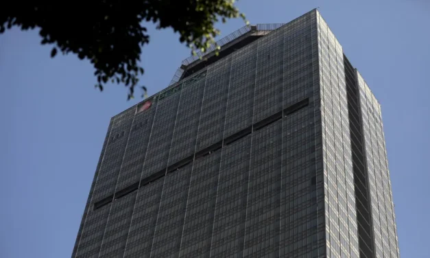 Va EU contra empresarios por soborno a Pemex