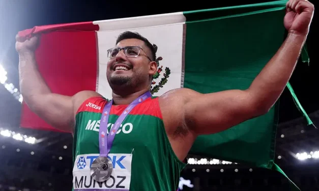 Histórica plata de Uziel Muñoz en Campeonato Mundial