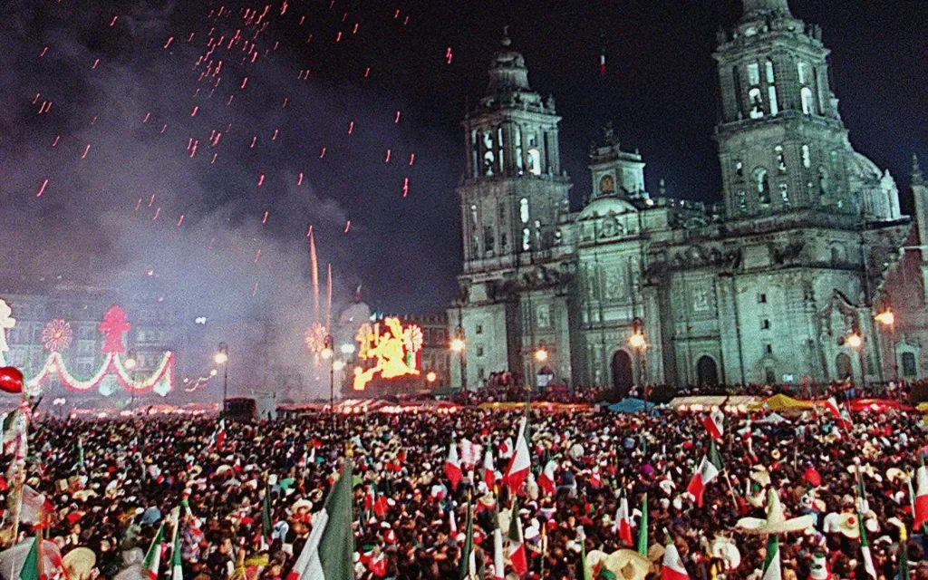 Anuncian fiesta del grito en el Zócalo capitalino