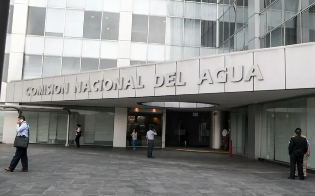 Destapan cloaca de Conagua