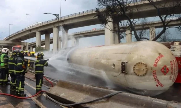 Empresa dueña de pipa, con permiso de 30 años para transportar gas LP