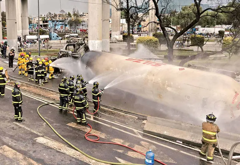 Van 9 decesos; 20 más, entre la vida y la muerte; dan de alta a 22 heridos tras pipazo