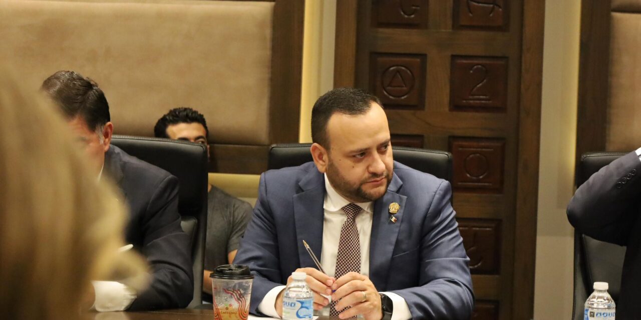 Gobierno Federal debe cerrar inmediatamente frontera sur al cruce de ganado: Arturo Medina