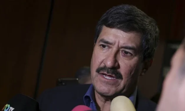  Reforma a la Ley de Amparo se discutirá en parlamento abierto: Javier Corral