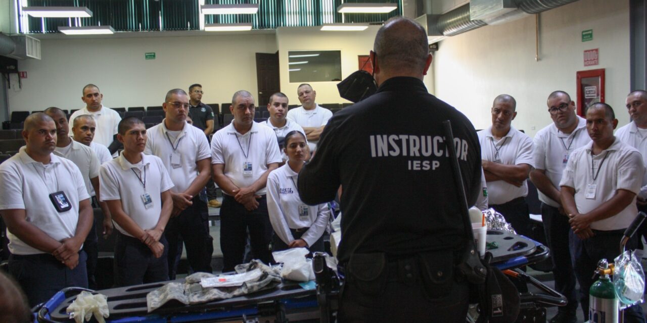 Capacita SSPE a agentes para la atención por sobredosis de fentanilo