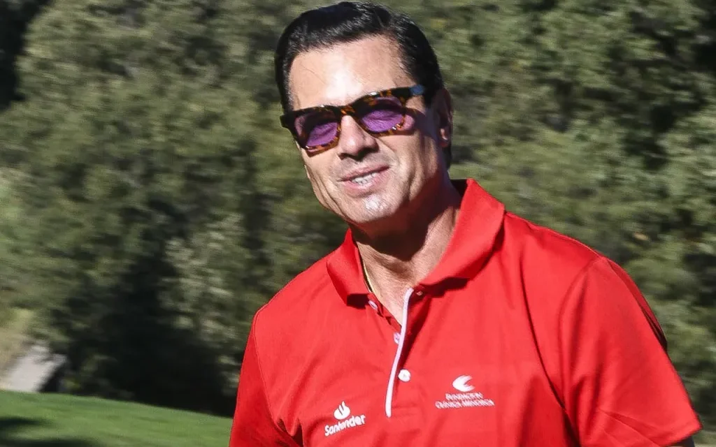 Y mientras tanto en España, Peña Nieto juega golf