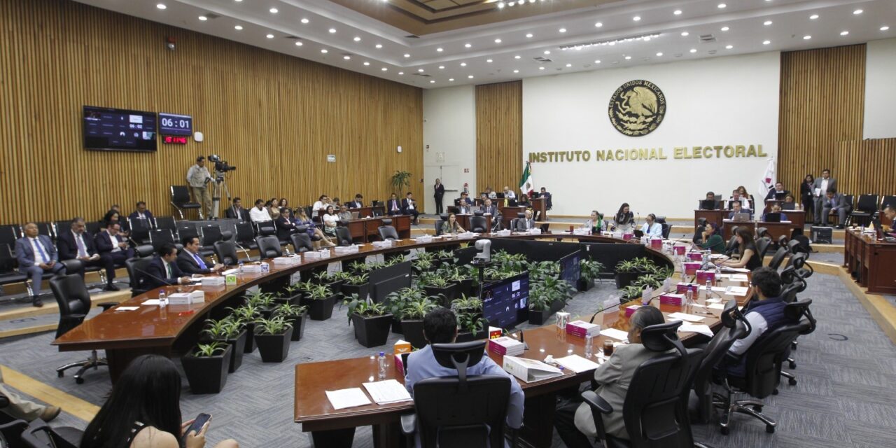 Inicia INE proceso de entrevistas a aspirantes a presidencias y consejerías