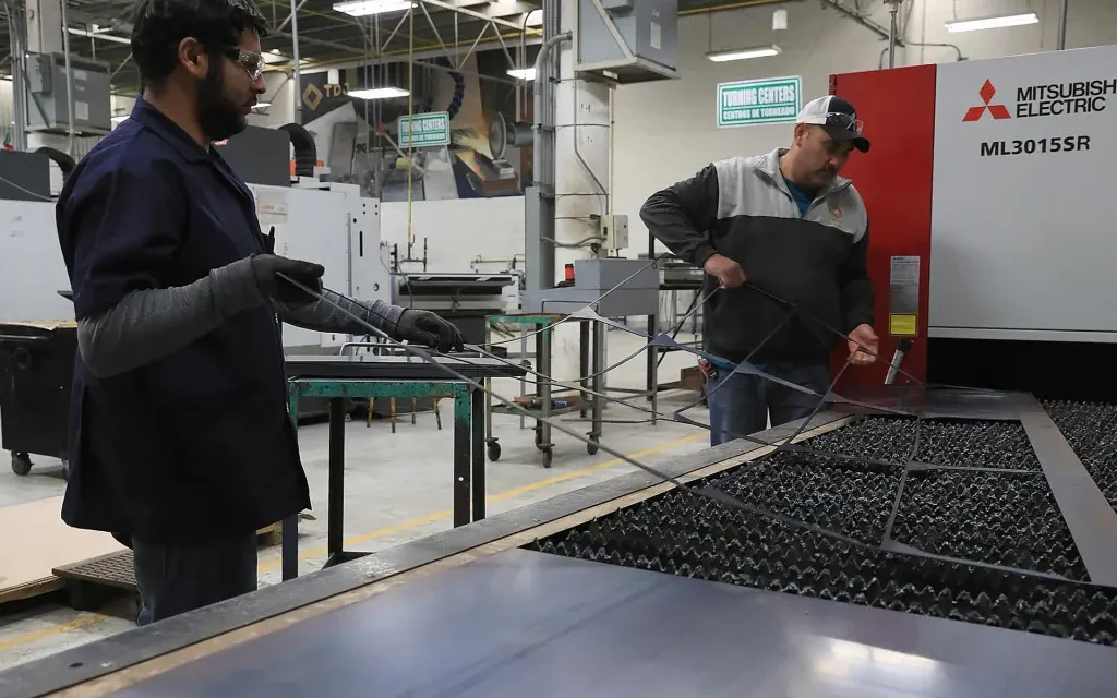 Cayó 6.6% la inversión fija bruta