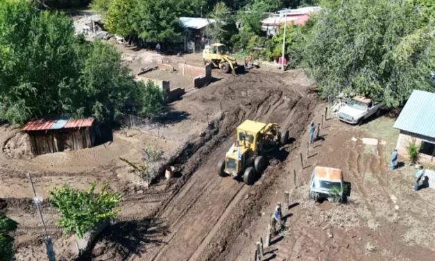 Trabaja SCOP en Casas Grandes tras inundaciones