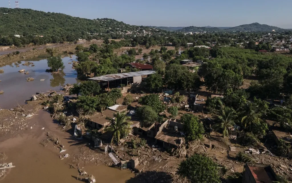 Se eleva el número de muertos y se reportan 160 localidades incomunicadas