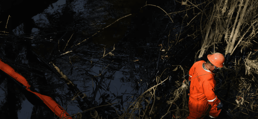 La huella del derrame de Pemex agudiza la emergencia en comunidades de Veracruz