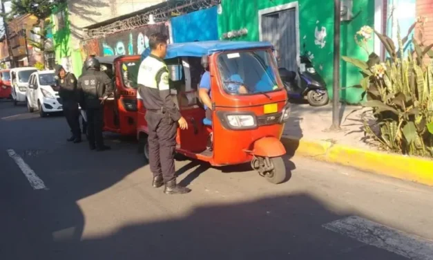 Amenaza CdMx a mototaxis