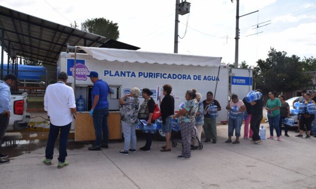 Distribuye Coespris más de 5 mil litros de agua purificada en comunidades rurales