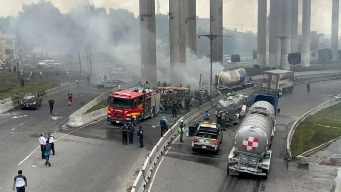 Dan de alta a dos niños de 2 años heridos en la explosión de pipa en Iztapalapa