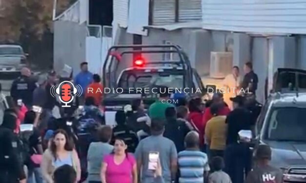 Roban estatales dinero y material nuevo de un yonke en Buenaventura