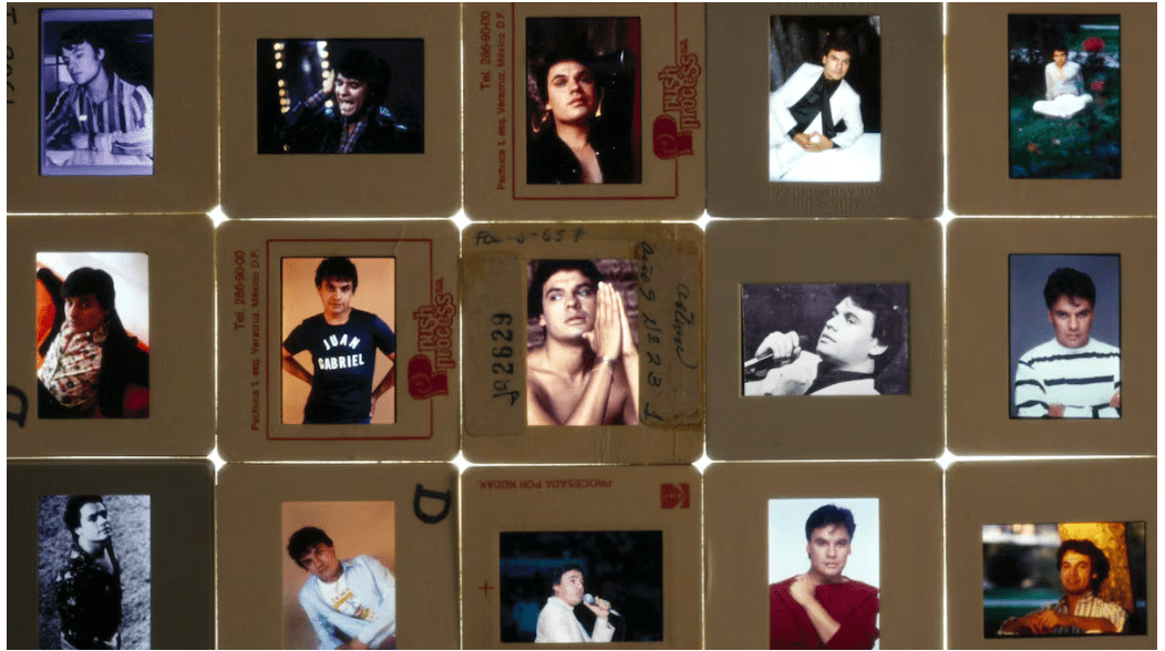 Netflix presume el éxito de la serie de Juan Gabriel: “Que en el chat de tu familia estén hablando de ella es a lo que aspiramos”