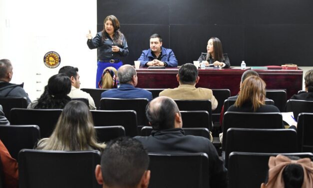 Lleva la Comisión de Desplazamiento Forzado Interno esperanza a comunidades serranas