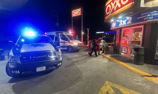 Lo golpean por defender a mujer