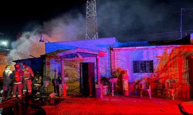 Incendio consume vivienda de Anáhuac; no hubo personas lesionadas
