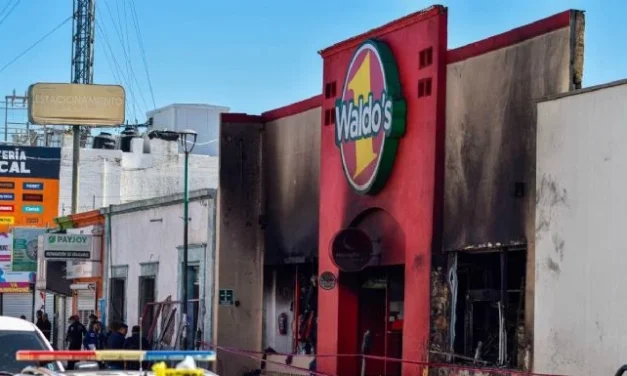 Juez libera a los cinco detenidos por el incendio en tienda Waldo’s de Hermosillo