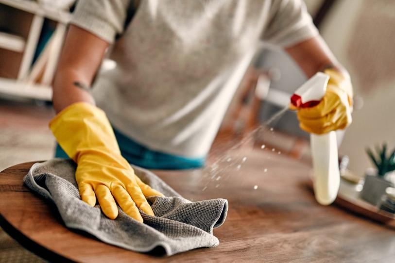 ¿Por qué el polvo en tu casa es más tóxico que el de la calle? UNAM lo explica