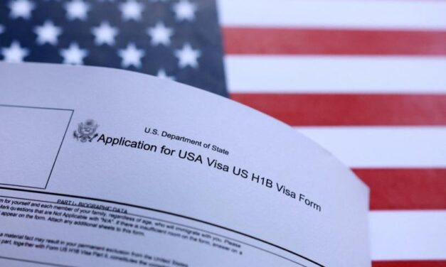 EU ‘congela’ las solicitudes de visas para 75 países