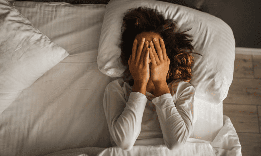 Muertas de sueño: qué estropea el descanso de las mujeres