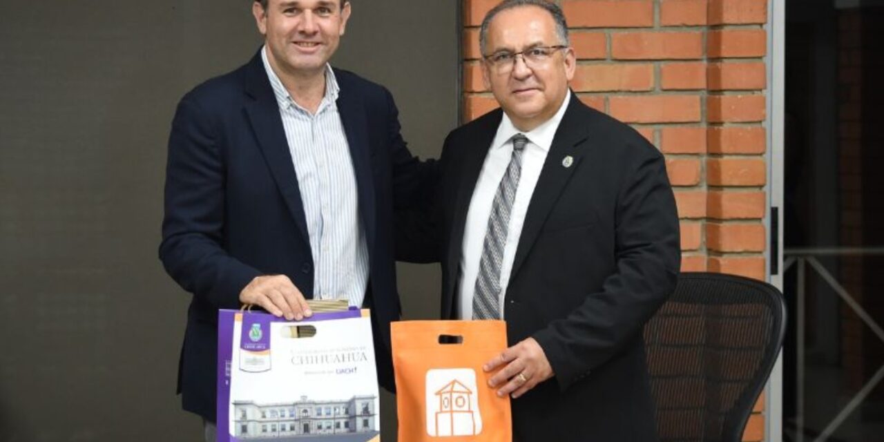 Firman UACH y UNAB convenio para Doble Grado en Ciencias Biomédicas