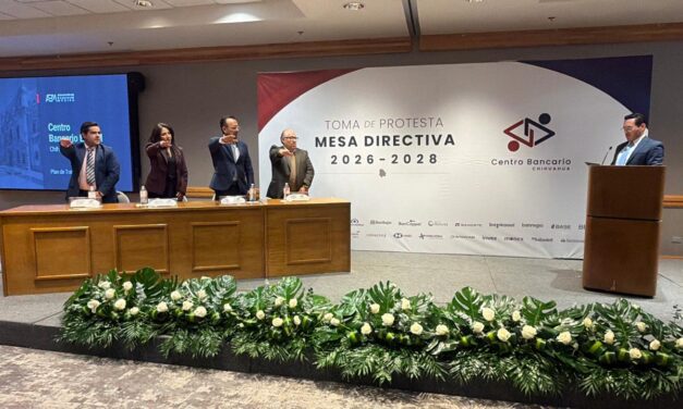 Rinde protesta Sergio Becerra como presidente del Centro Bancario de Chihuahua