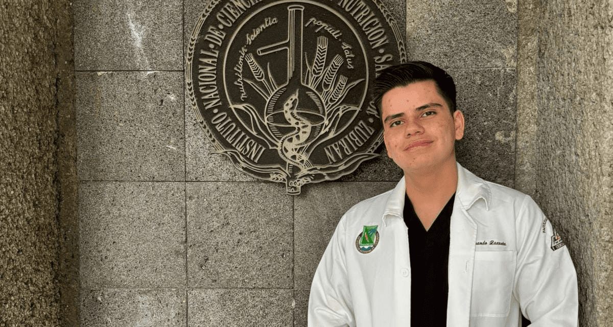 Realiza Fernando Zazueta estancia en el «Salvador Zubirán»